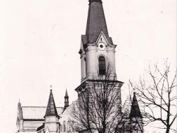 Spolek Stará Karviná vyznačuje půdorys zbouraného kostela sv. Jindřicha